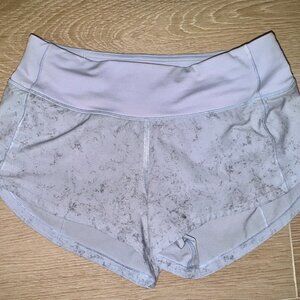 Lululemon Speed Up Size 0  --  2.5 inch